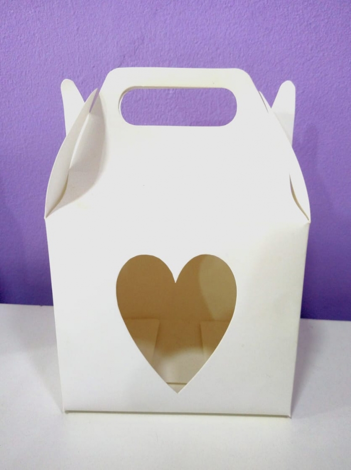 10 Embalagens Branca de Papel Vazado Coração P/ Canecas